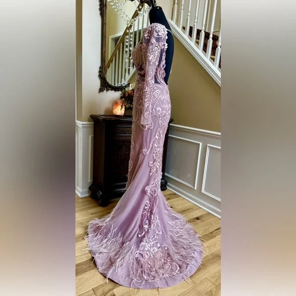 Portia and Scarlett Blush Long Sleeve Feather Fringed Embroidered Gown Size 6 - Picture 7 of 16